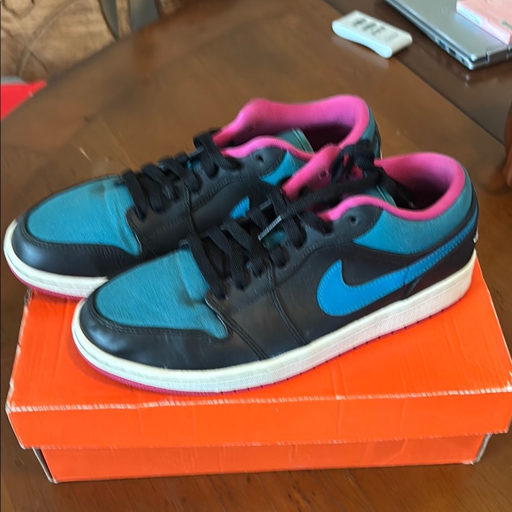Nike air Jordan lows.